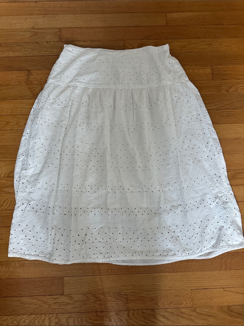 Old Navy White Eyelet A-Line Skirt